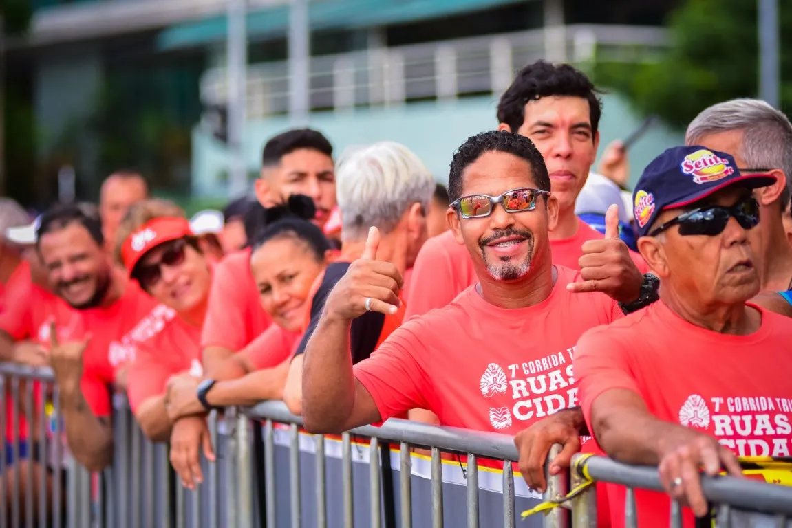 Imagem ilustrativa da imagem Corrida Tribuna Imagens 2019