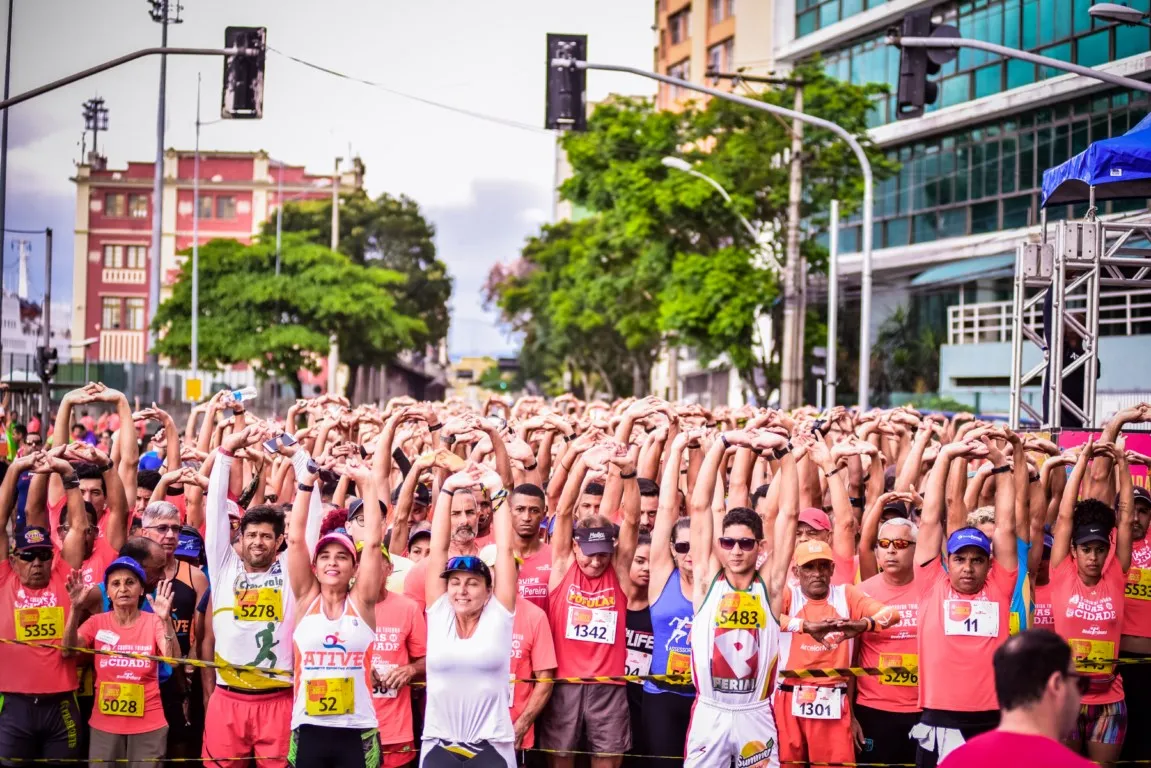 Imagem ilustrativa da imagem Corrida Tribuna Imagens 2019