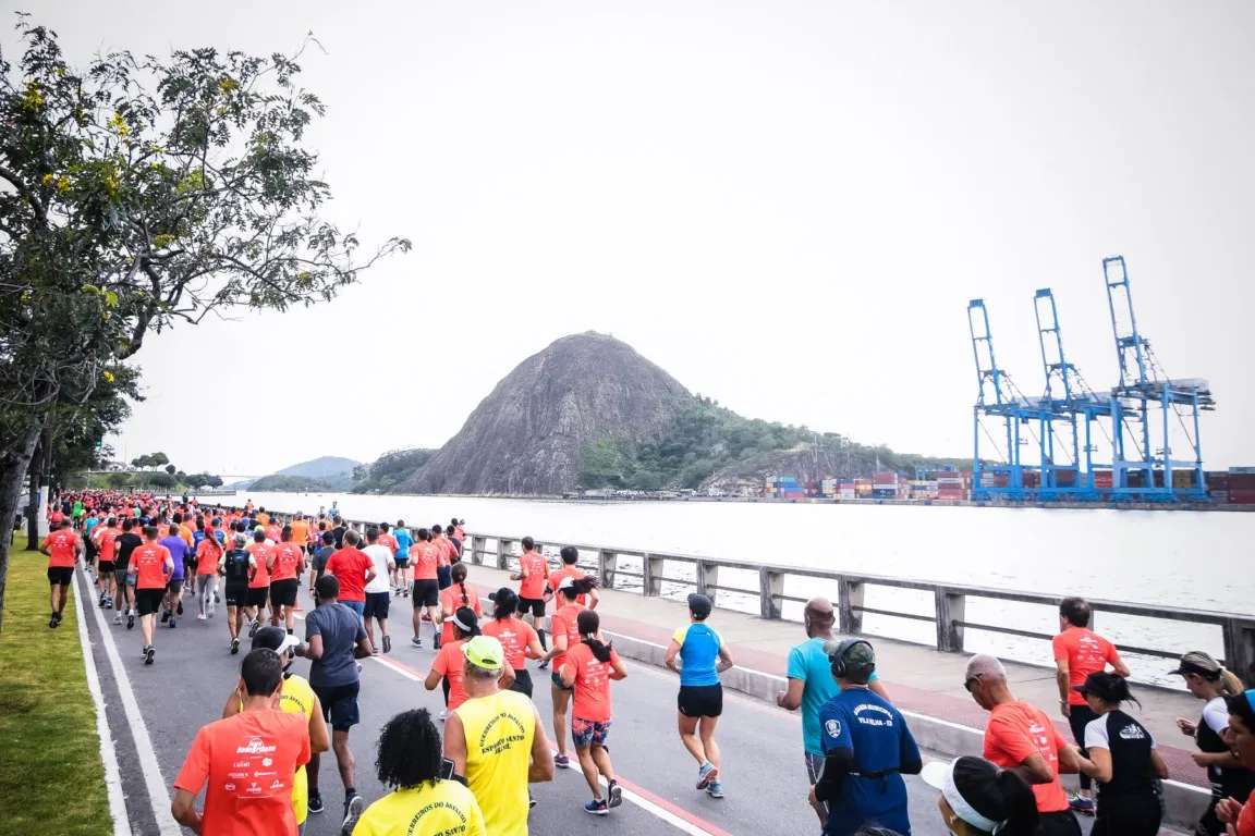 Imagem ilustrativa da imagem Corrida Tribuna Imagens 2019