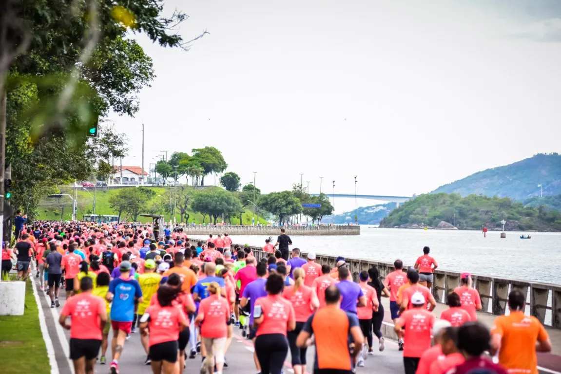 Imagem ilustrativa da imagem Corrida Tribuna Imagens 2019