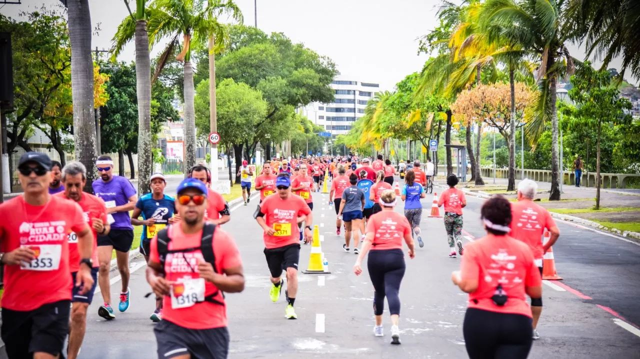 Imagem ilustrativa da imagem Corrida Tribuna Imagens 2019