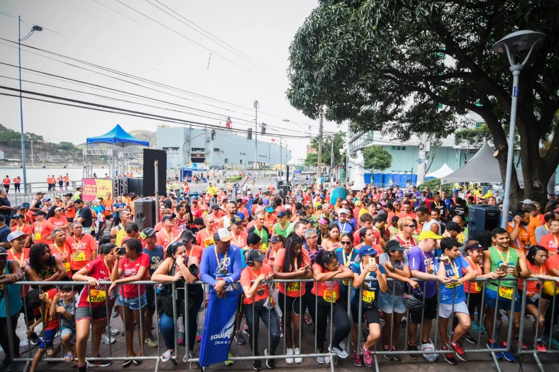 Imagem ilustrativa da imagem Corrida Tribuna Imagens 2019