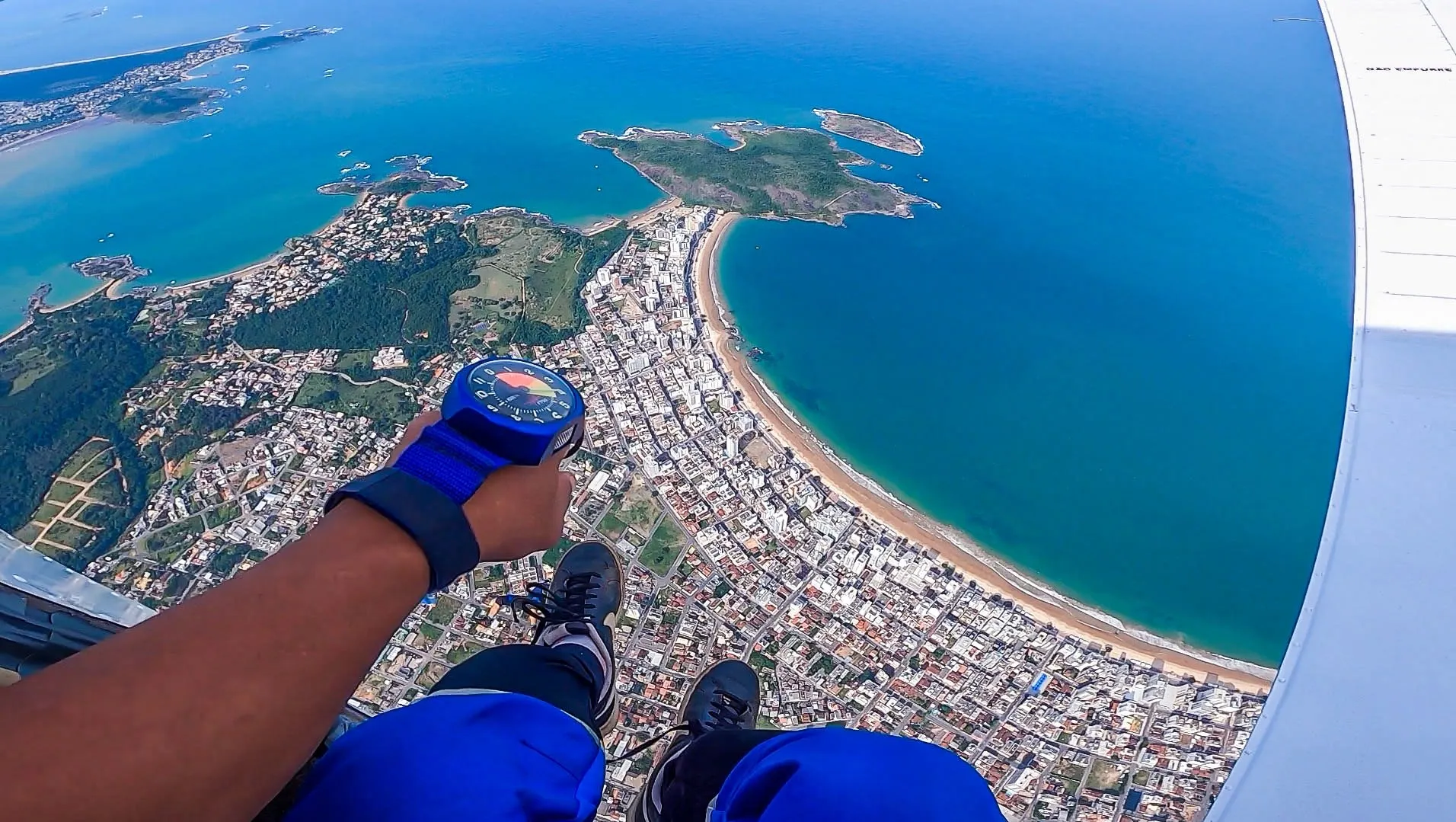 Imagem ilustrativa da imagem Férias com diversão nas alturas em Guarapari