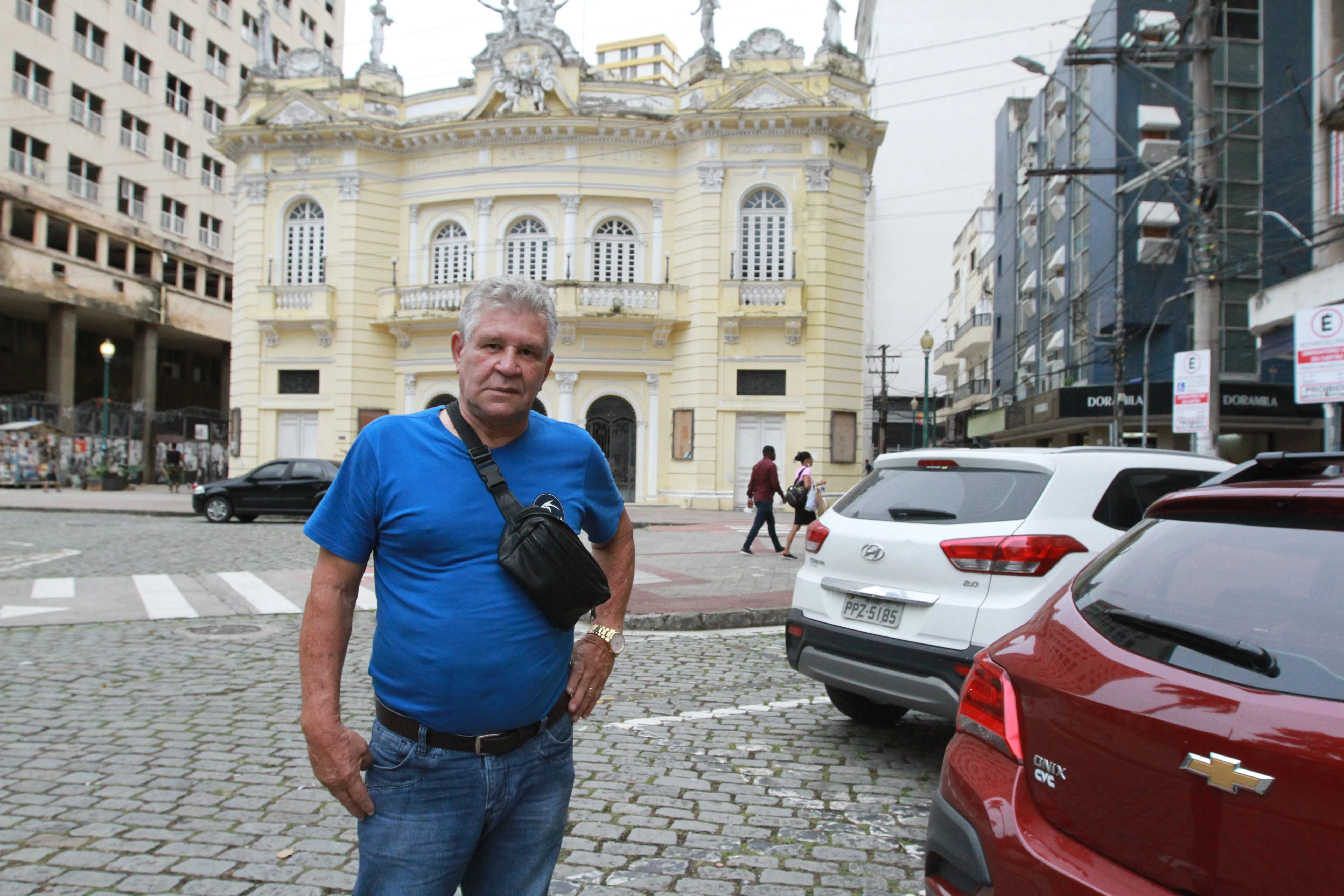 Imagem ilustrativa da imagem Aprovada lei que livra idoso de pagar estacionamento