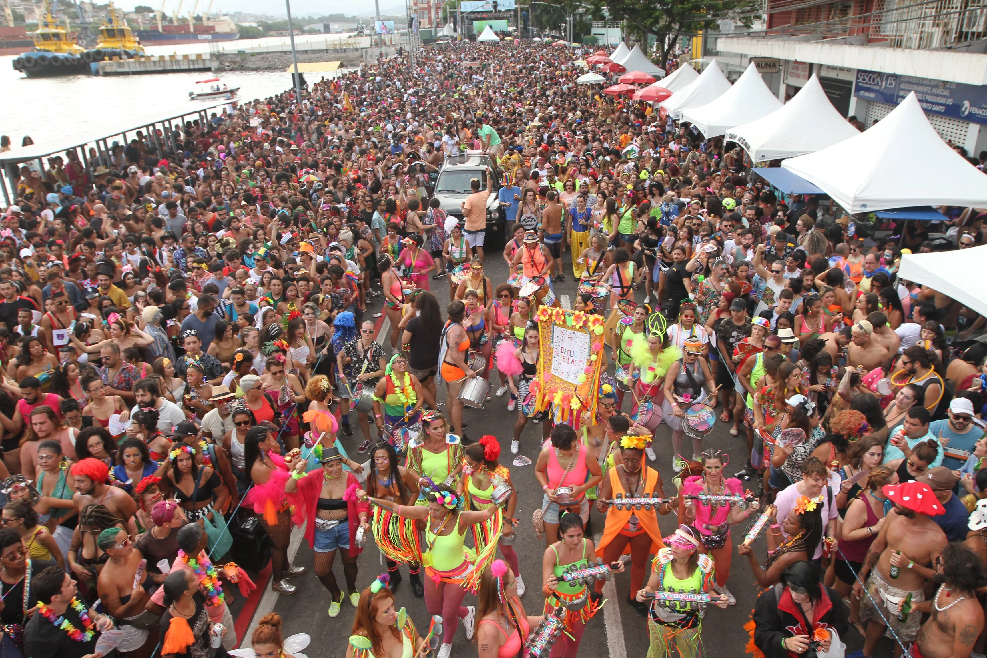 Imagem ilustrativa da imagem Vitória decide cancelar o Carnaval de rua. Desfiles no Sambão estão mantidos