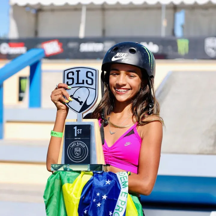Imagem ilustrativa da imagem VÍDEO | Rayssa Leal fatura 2ª etapa da Street League nos EUA