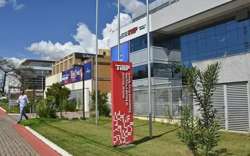Imagem ilustrativa da imagem Pedido de demissão em massa no instituto responsável pelo Enem