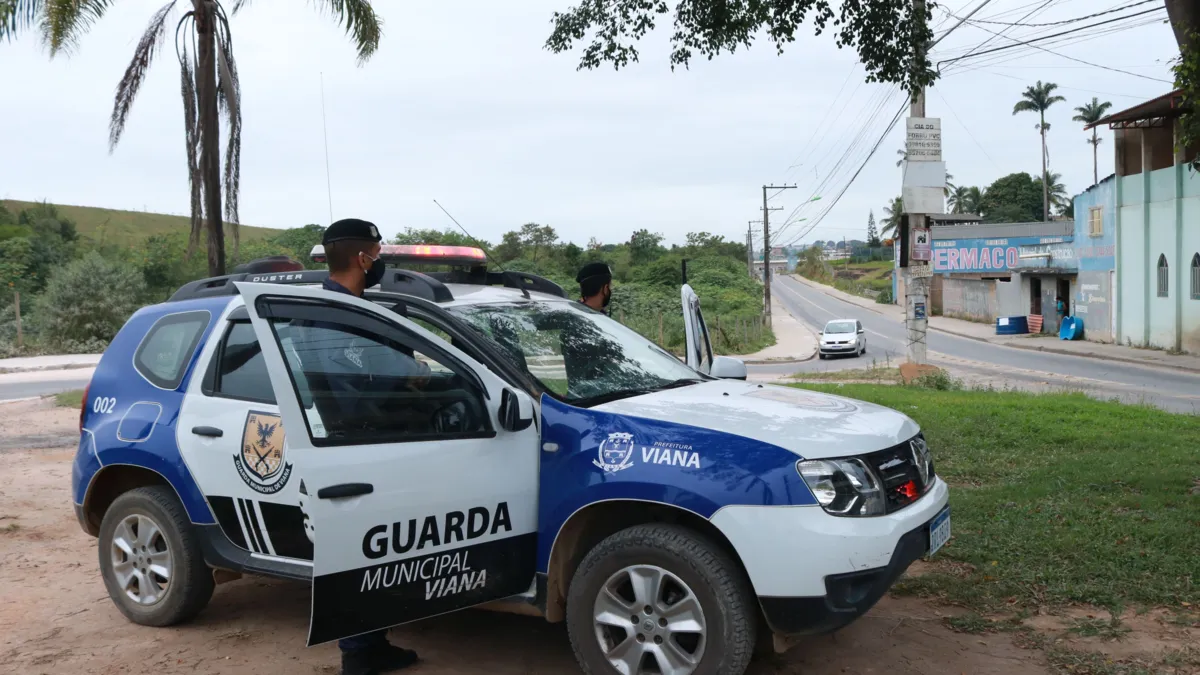 Imagem ilustrativa da imagem Mulher é perseguida em ônibus pelo ex-marido e acusado acaba preso
