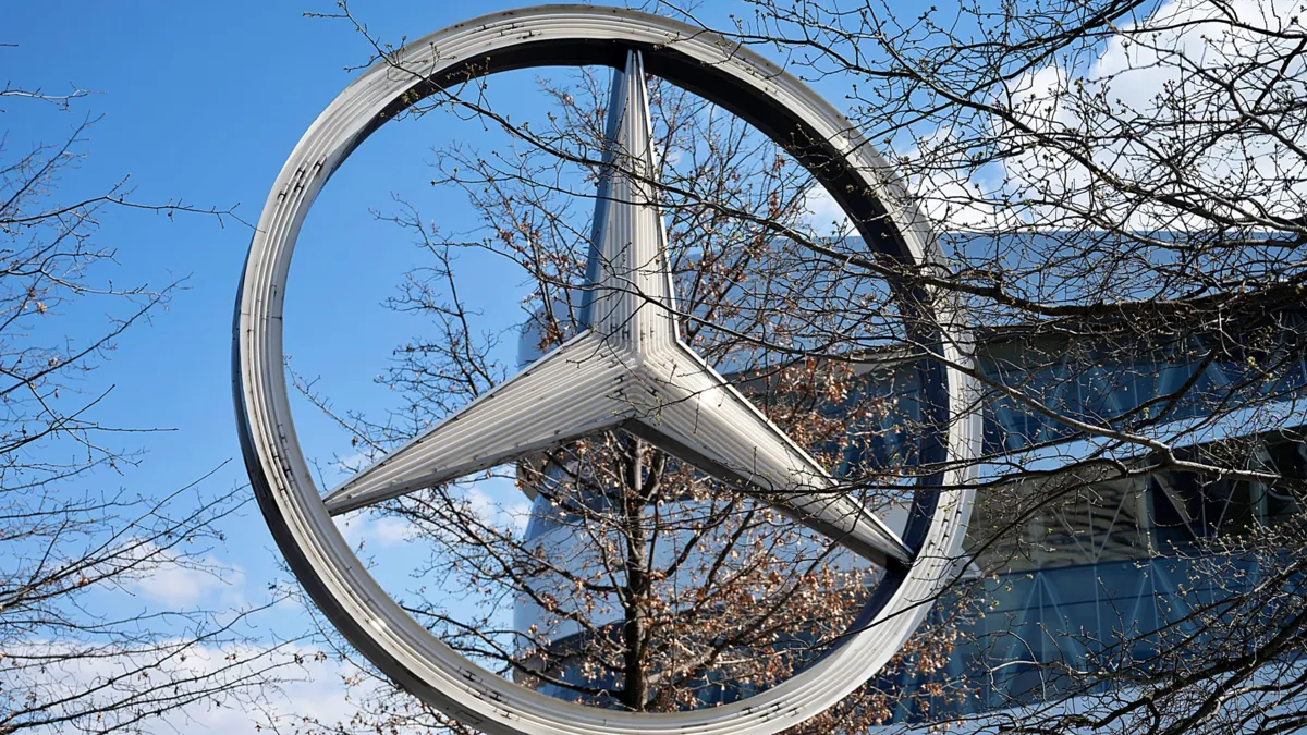 Imagem ilustrativa da imagem Estrela da Mercedes-Benz completa 100 anos