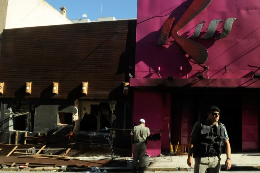 Imagem ilustrativa da imagem Netflix fará minissérie sobre incêndio na Boate Kiss