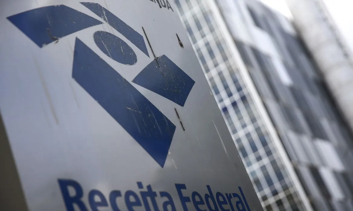 Imagem ilustrativa da imagem Receita paga nesta terça lote residual do Imposto de Renda 2021
