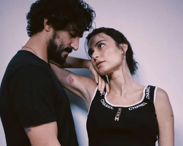 Imagem ilustrativa da imagem Thaila Ayala e Renato Góes celebram chegada do primeiro filho, Francisco
