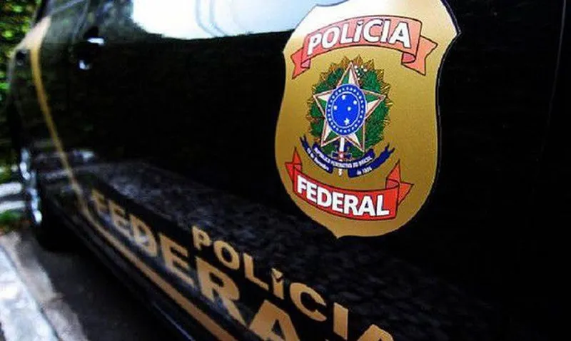 Imagem ilustrativa da imagem Investigado pela Polícia Federal ofereceu R$ 1 milhão para não ser preso