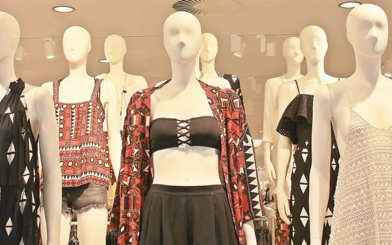 Imagem ilustrativa da imagem Fim do P, M e G: veja o novo padrão de roupas para as mulheres
