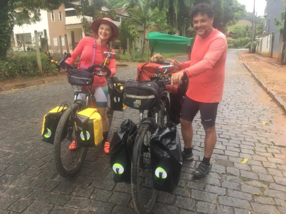 Imagem ilustrativa da imagem Casal viaja pelo mundo de bicicleta