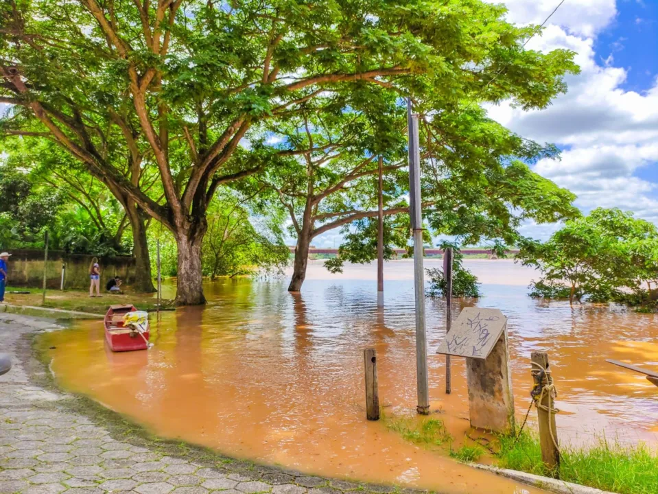 Imagem ilustrativa da imagem Nível do Rio Doce pode subir para 5,30 metros nesta quarta em Linhares