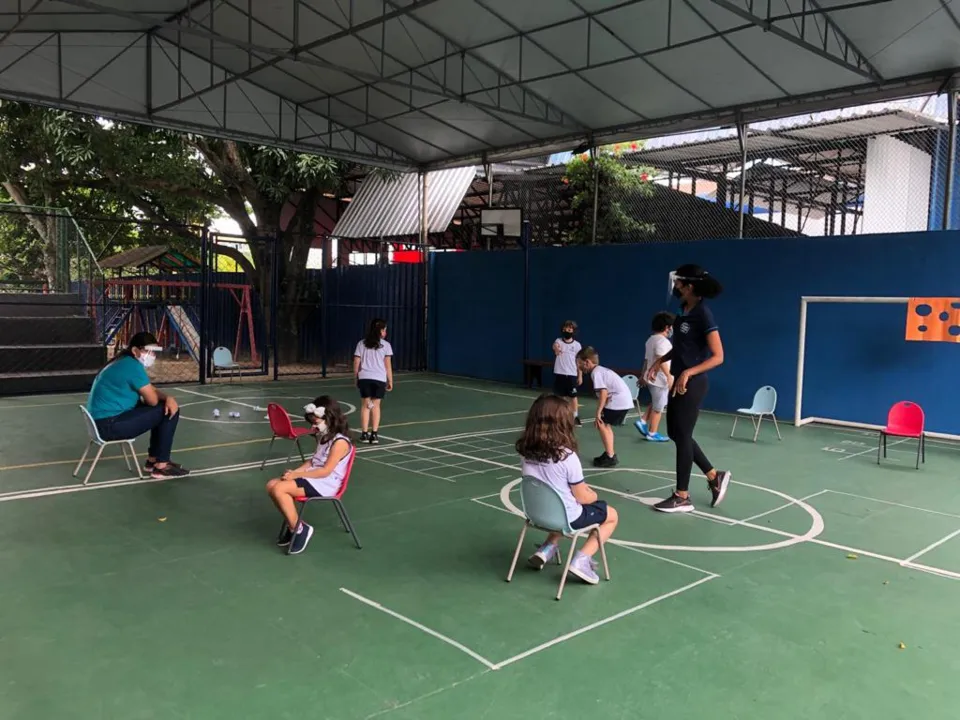 Imagem ilustrativa da imagem Aulas presenciais em fevereiro estão mantidas, afirmam escolas