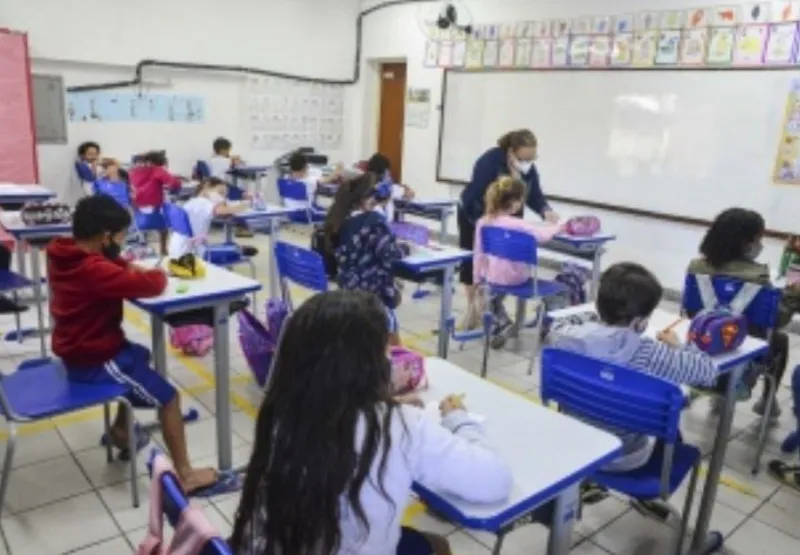 Rematrícula em escola municipal de Vitória vai até dia 10