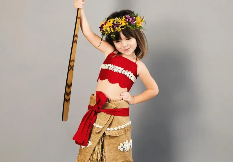 Filha de Sabrina Sato, Zoe festeja 3 anos vestida de Moana e conquista a internet