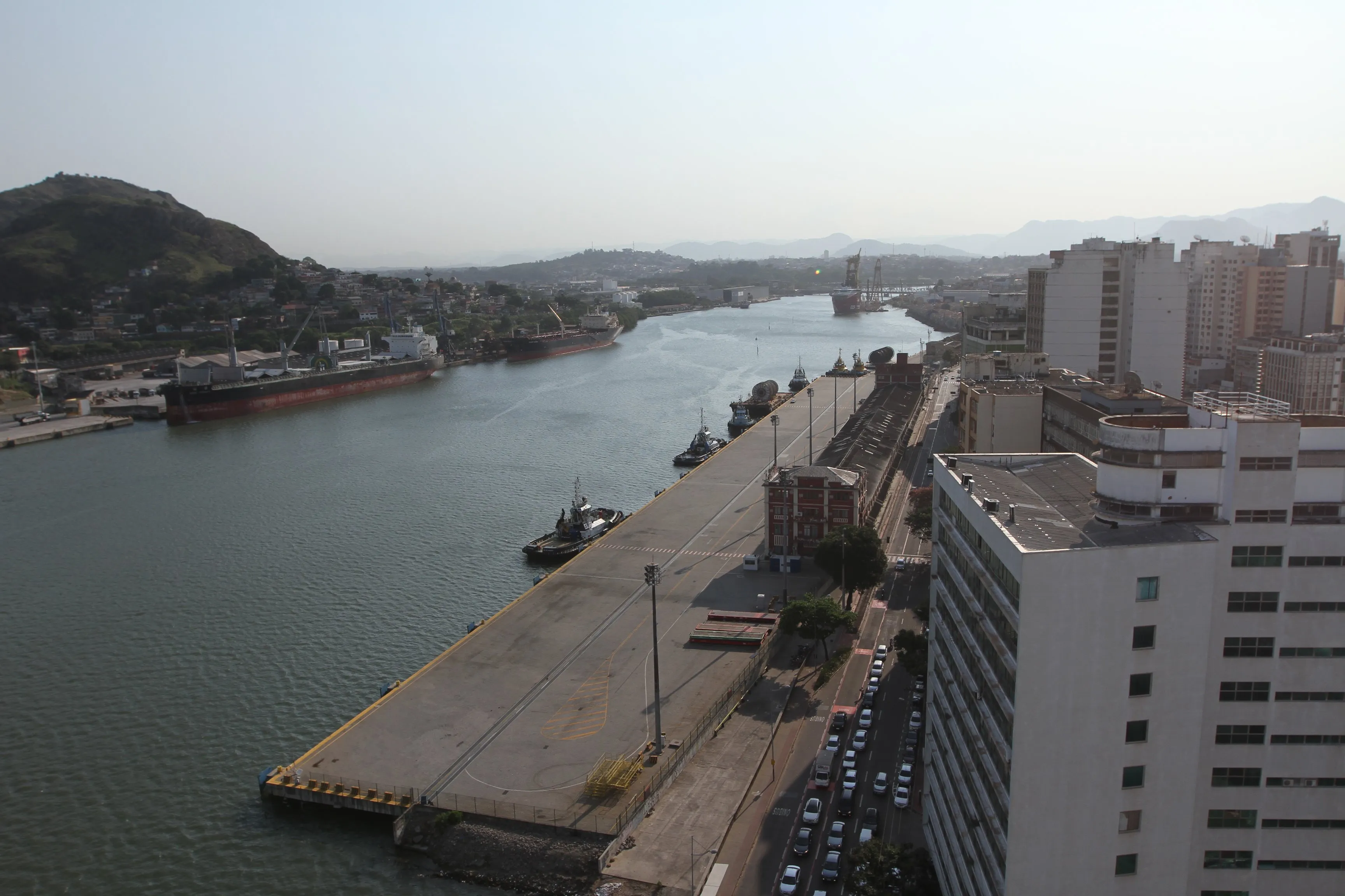 Porto de Vitória tem perspectiva de dobrar movimentação de cargas, das atuais 7 milhões de toneladas por ano para 14 milhões, com a desestatização