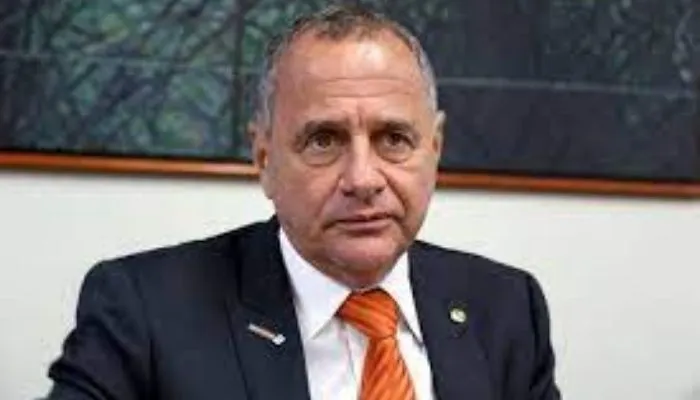 Ex-deputado federal Carlos Manato