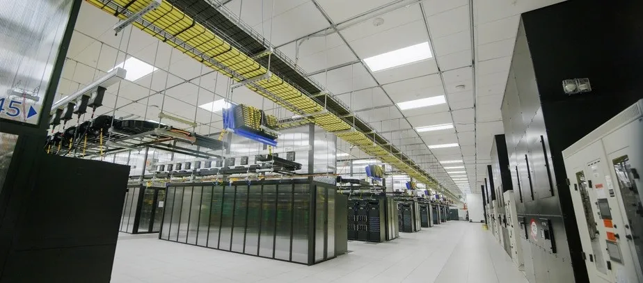 Imagem ilustrativa da imagem Meta anuncia supercomputador com potência de 100 mil PC's