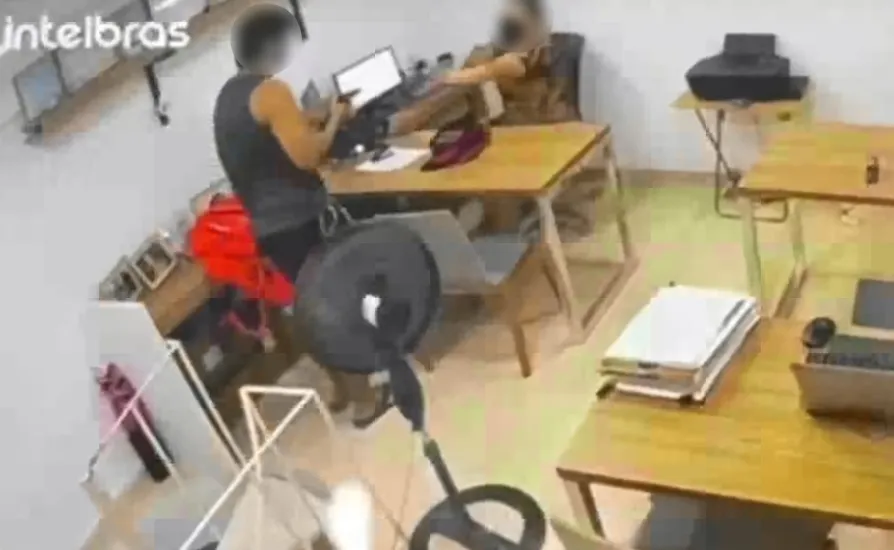 Imagem ilustrativa da imagem Advogada é baleada por cliente após discussão sobre processo