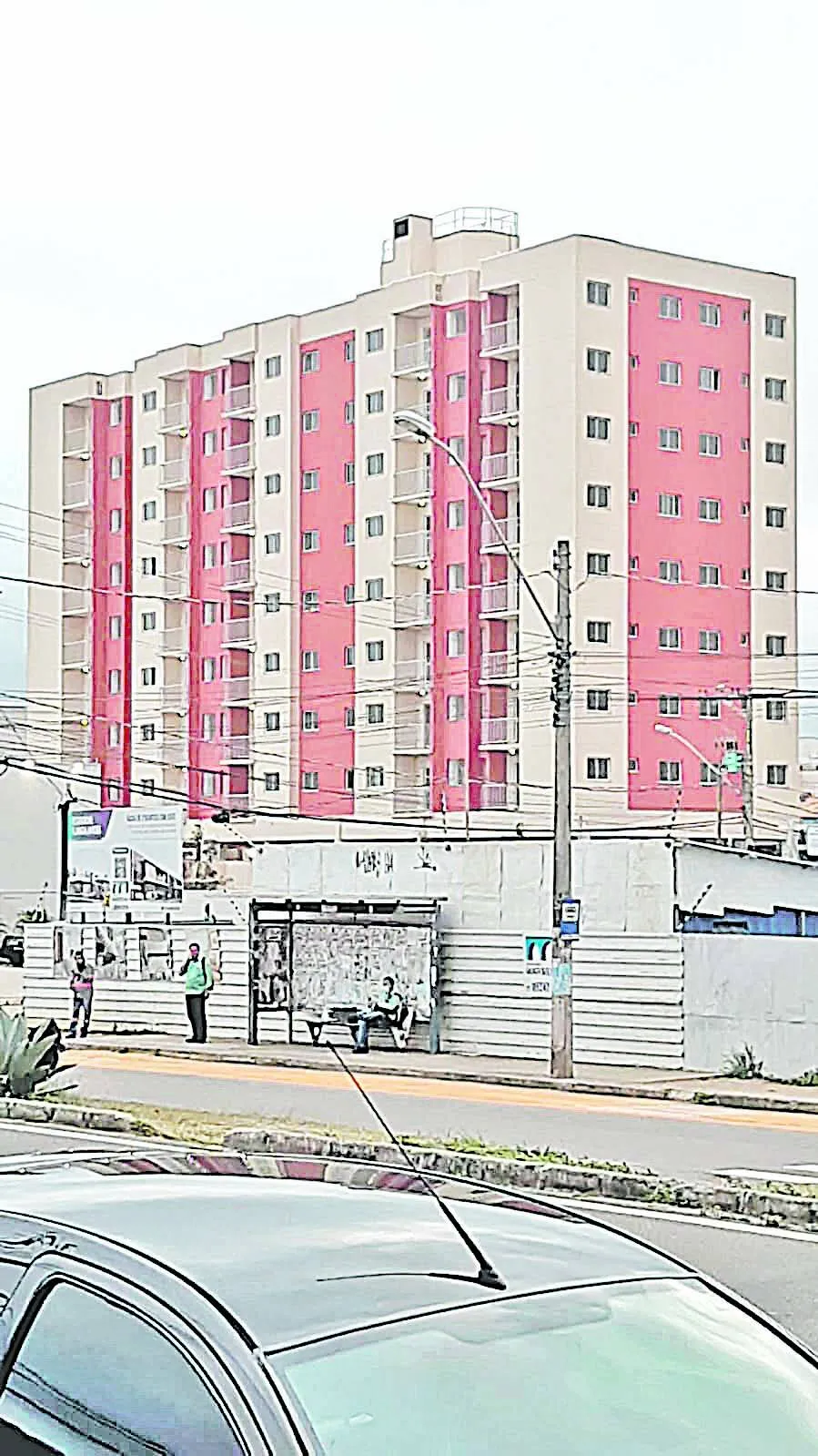 Imagem ilustrativa da imagem Prédio pronto, mas sem energia