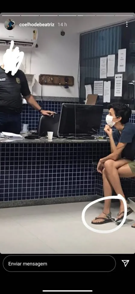 Imagem ilustrativa da imagem Ex de Camila Pitanga é levada à delegacia por fazer topless em Vila Velha