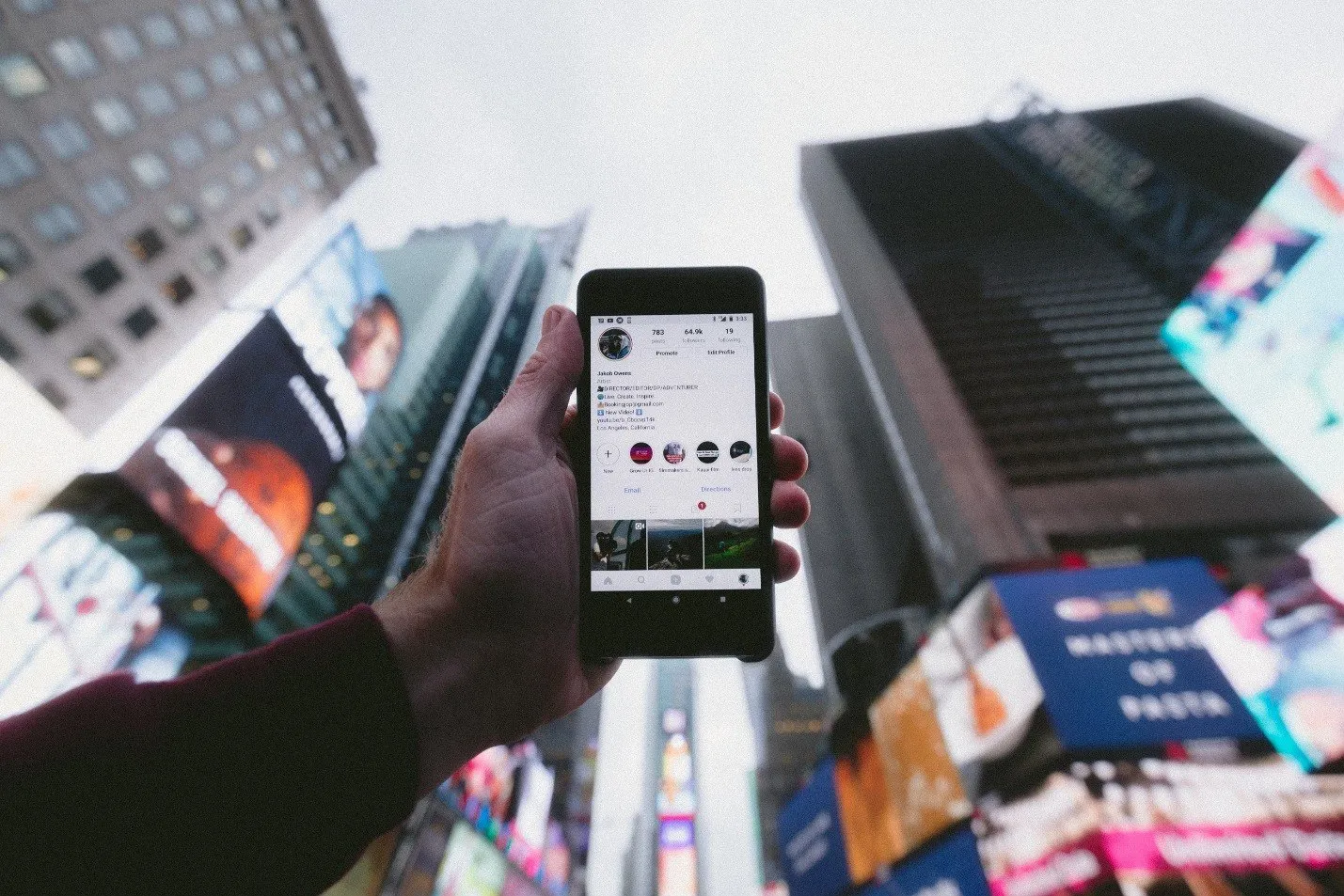 Imagem ilustrativa da imagem Prejuízo de até R$ 500 mil com roubo de contas do Instagram