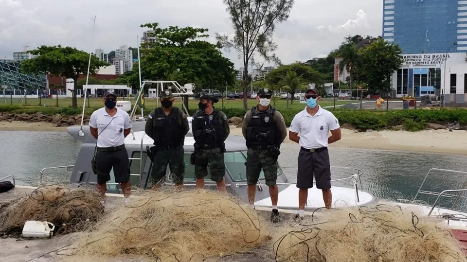 Batalhão de Polícia Militar Ambiental realizou operação com a Capitania dos Portos