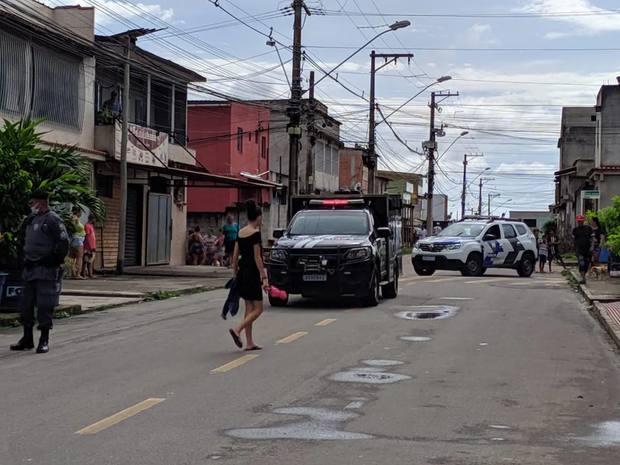 Imagem ilustrativa da imagem Bairro da Serra registra mais uma morte após novo confronto entre traficantes