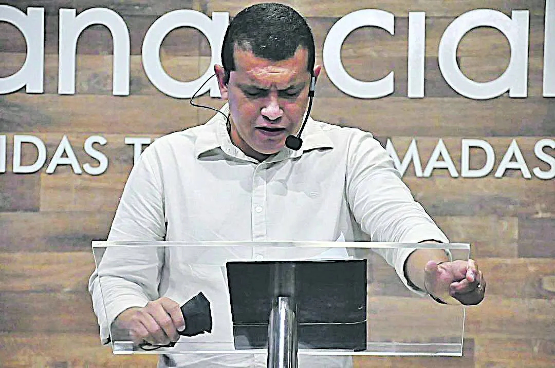 Imagem ilustrativa da imagem Cura da ansiedade e do medo com padre Adriano Zandoná