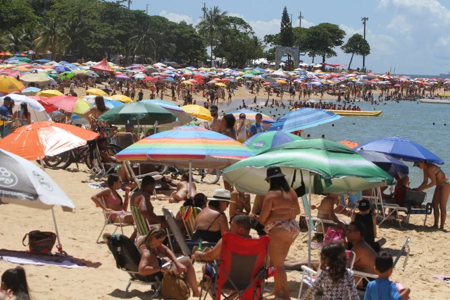 Movimentação nas praias do Estado durante o carnaval geram uma preocupação com nova onde de covid.