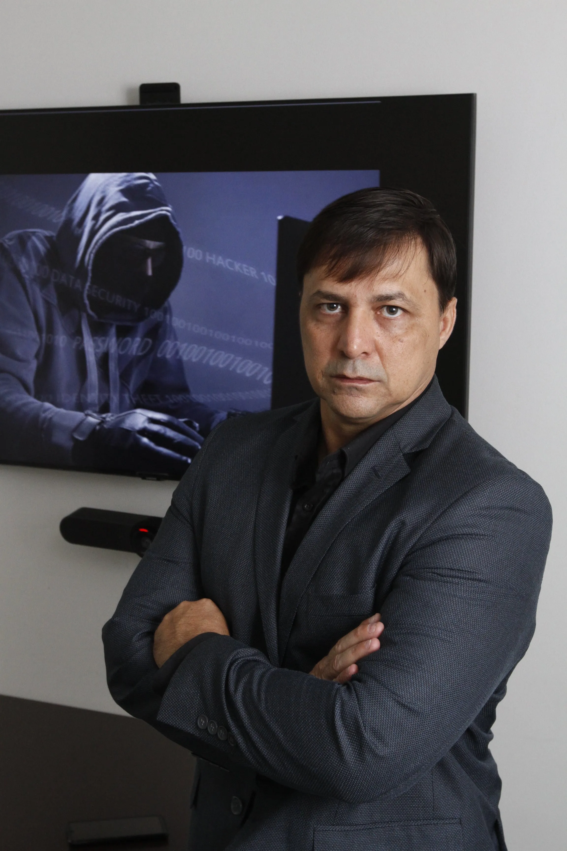 Imagem ilustrativa da imagem Roubo de celulares na balada dá prejuízo de até R$ 26 mil no Pix