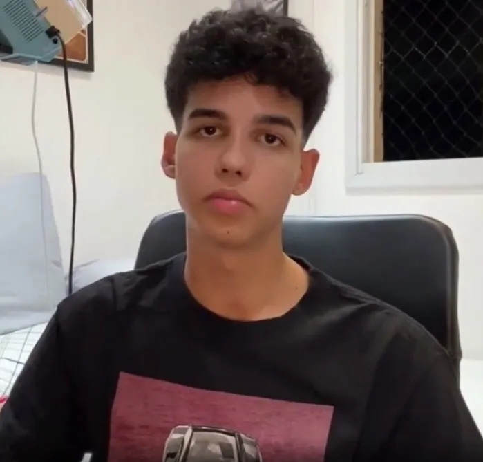 Imagem ilustrativa da imagem Advogado escolhe defender namorada de jovem que teve a barriga aberta