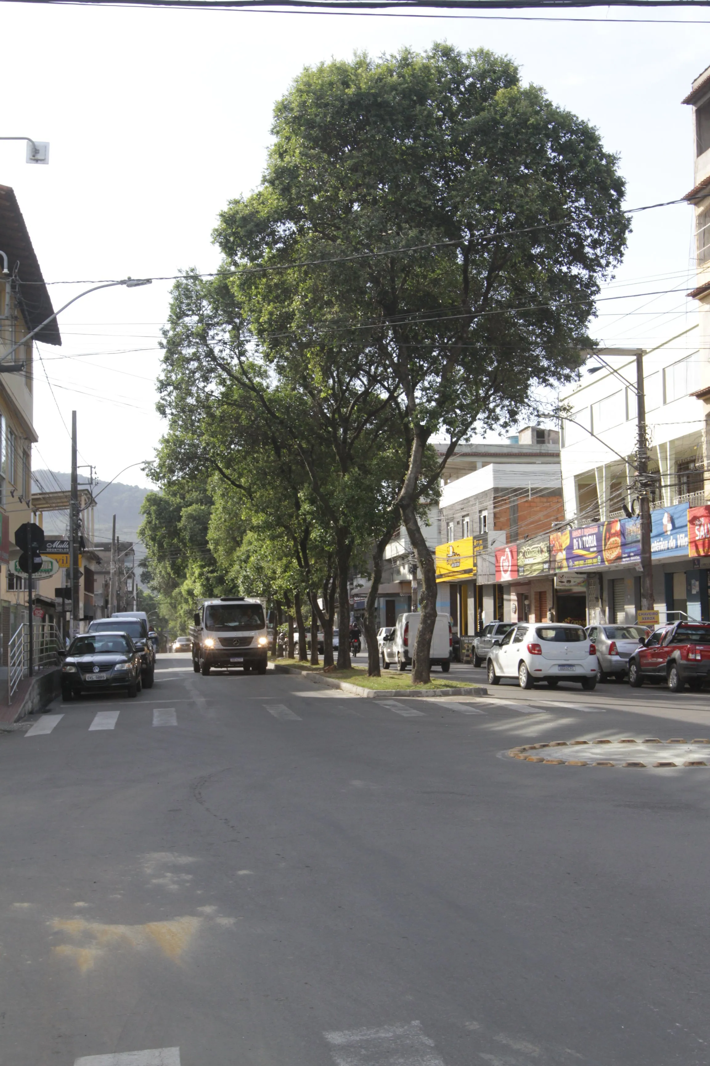 Imagem ilustrativa da imagem Insegurança diária em avenida