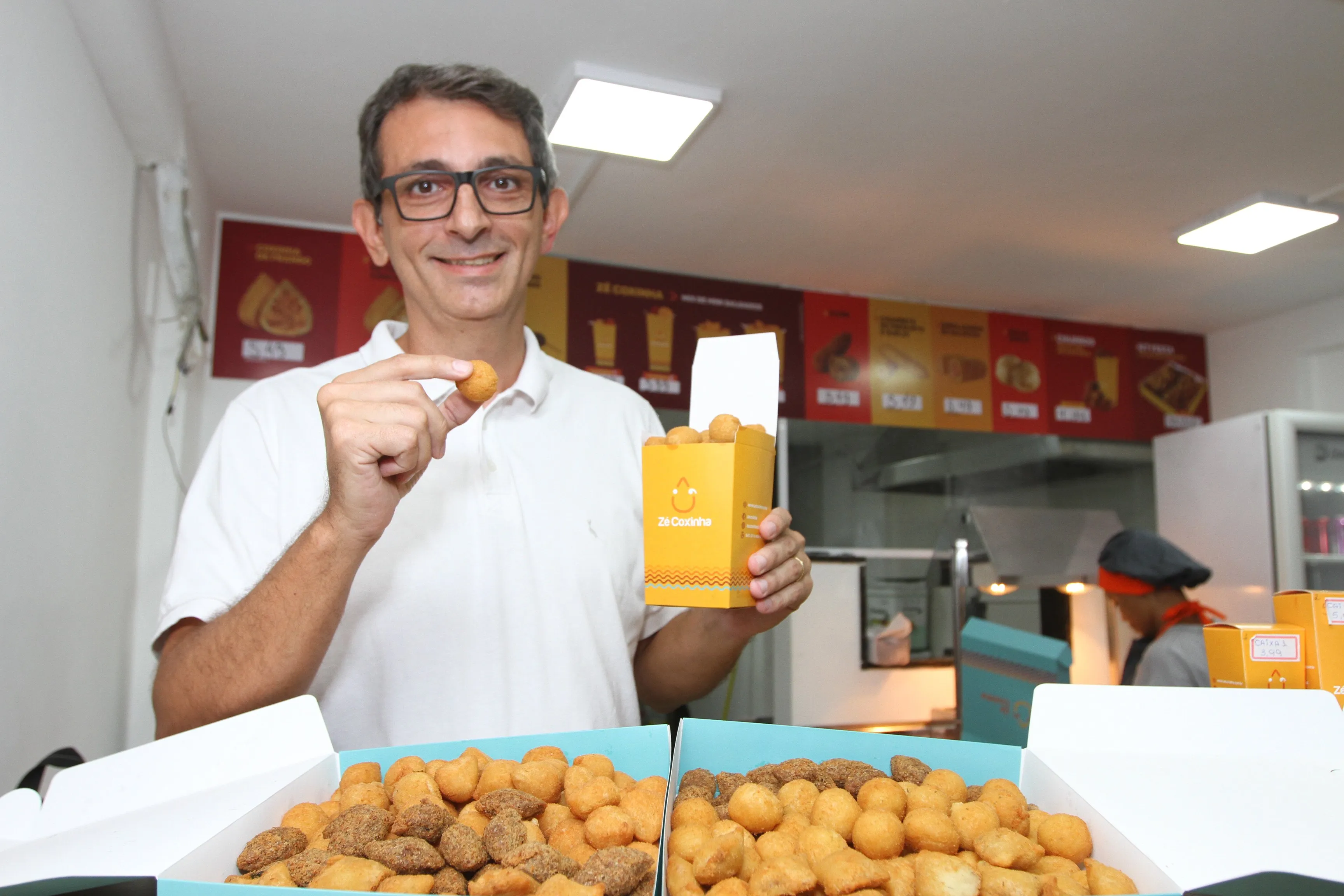Imagem ilustrativa da imagem Coxinha vira história de sucesso capixaba