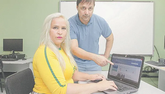 Marília Wanzeler busca orientações com o   especialista em  segurança  digital  Eduardo Pinheiro  para se resguardar.