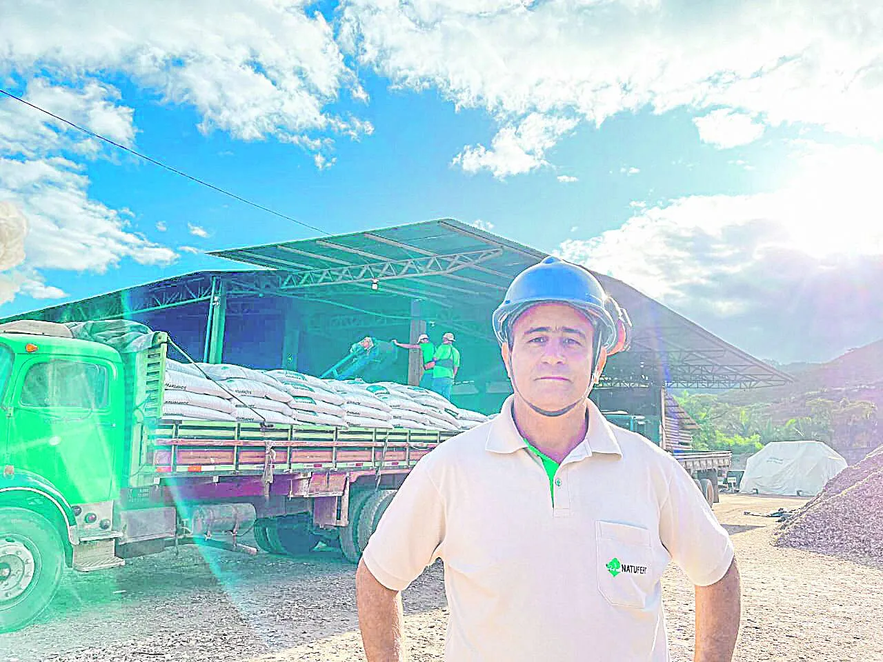 Imagem ilustrativa da imagem Indústrias, escolas e shoppings abrem 2.647 empregos