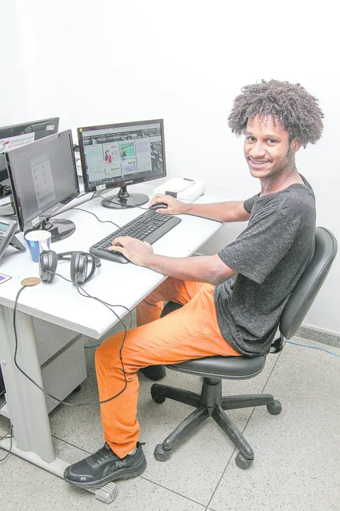 Imagem ilustrativa da imagem Mais de 2 mil bolsas  em faculdades do Estado