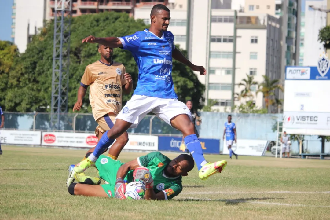 Imagem ilustrativa da imagem Com goleada de 4 a 0, Vitória vence CTE/ Colatina
