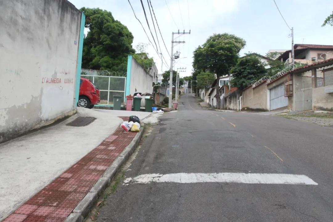 Imagem ilustrativa da imagem Insegurança em rua de escola