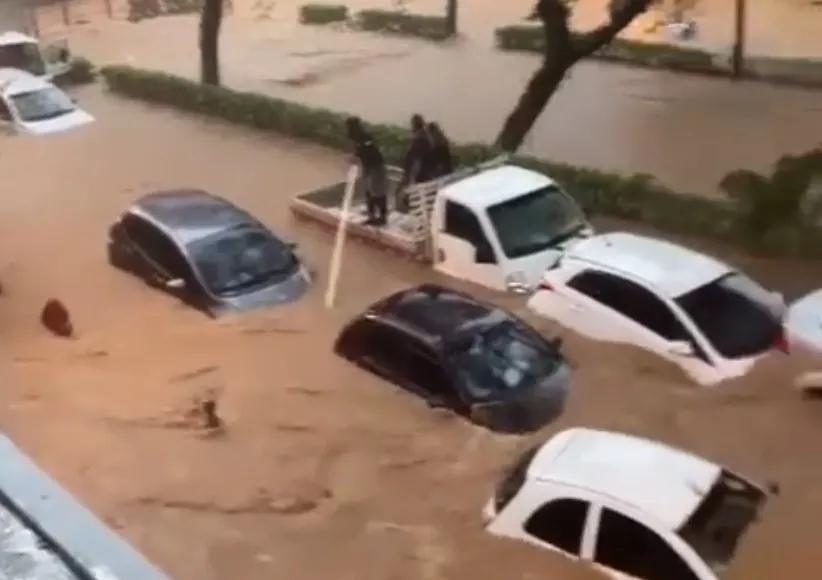 Imagem ilustrativa da imagem Sobe para 38 o número de mortos em Petrópolis e expectativa é de mais chuva ao longo do dia