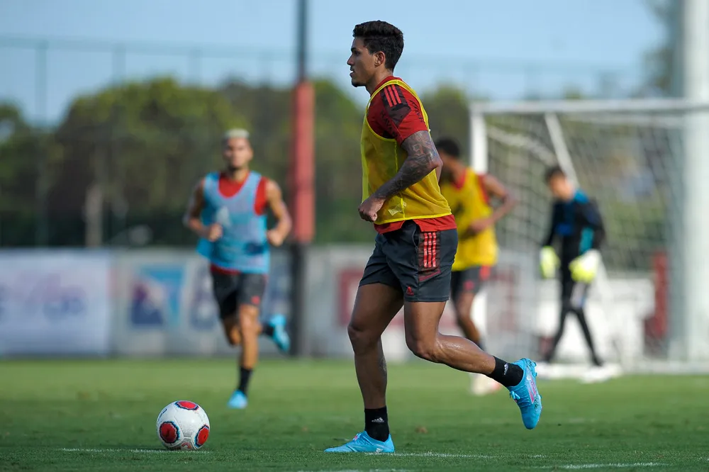 Imagem ilustrativa da imagem Flamengo enfrenta o Madureira pela 7ª rodada do Cariocão 22