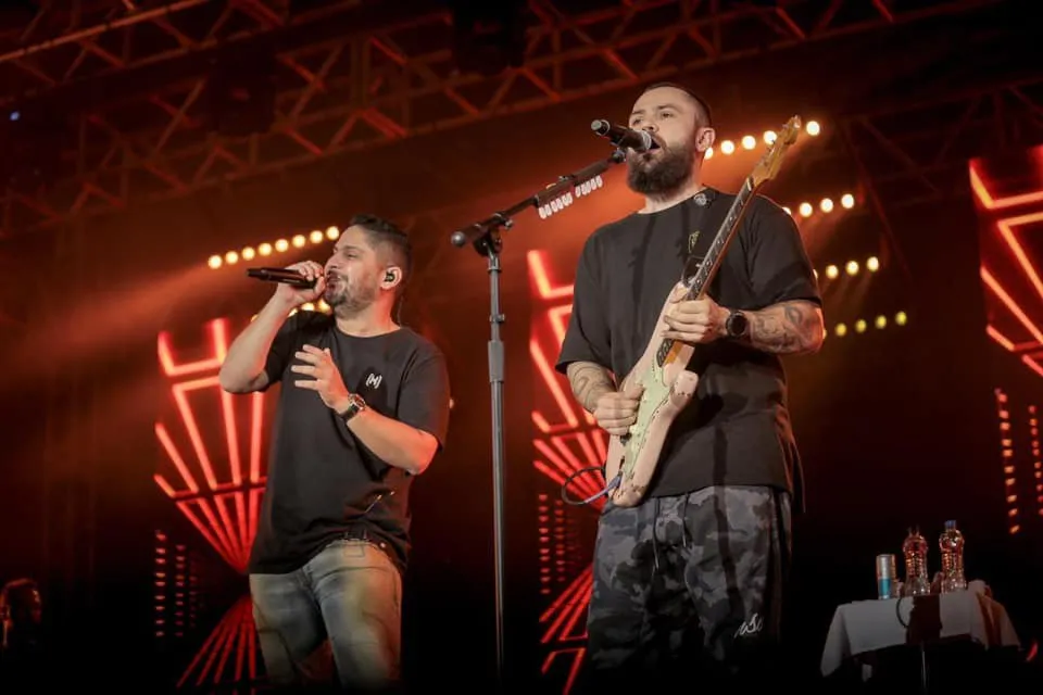Imagem ilustrativa da imagem Jorge e Mateus agitam Guriri neste fim de semana