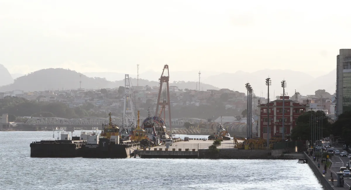 Imagem ilustrativa da imagem O que muda no porto com a privatização da Codesa