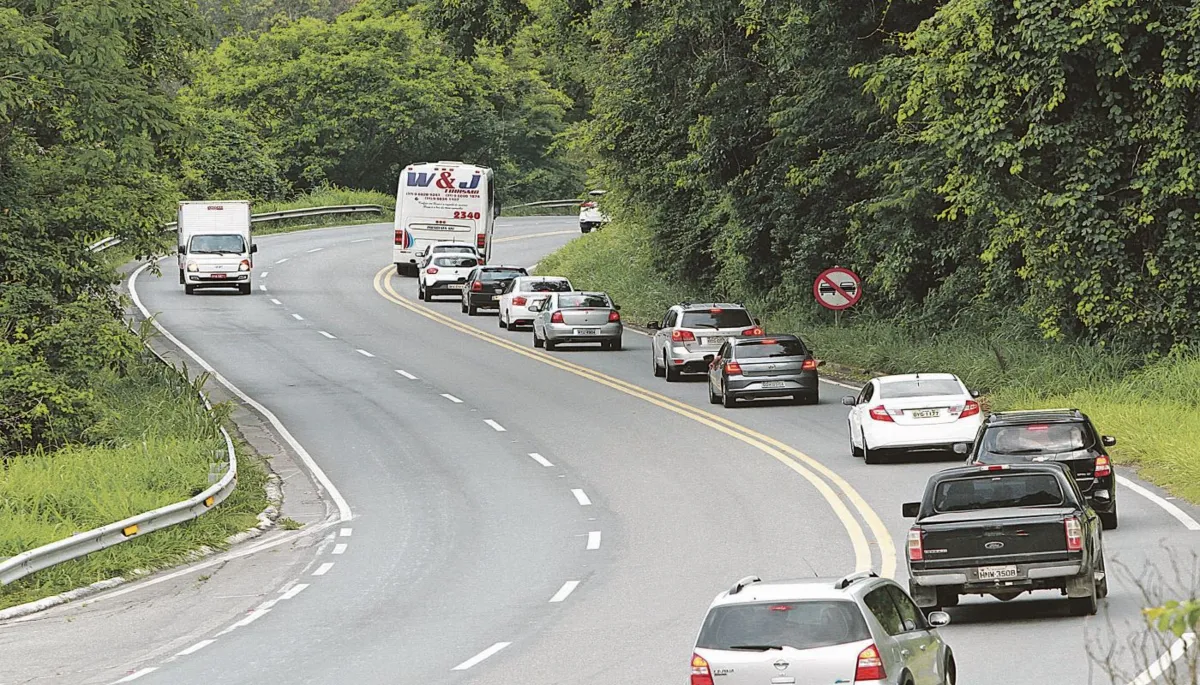 Imagem ilustrativa da imagem Rodovia BR-262 pode não ser privatizada (e nem duplicada)