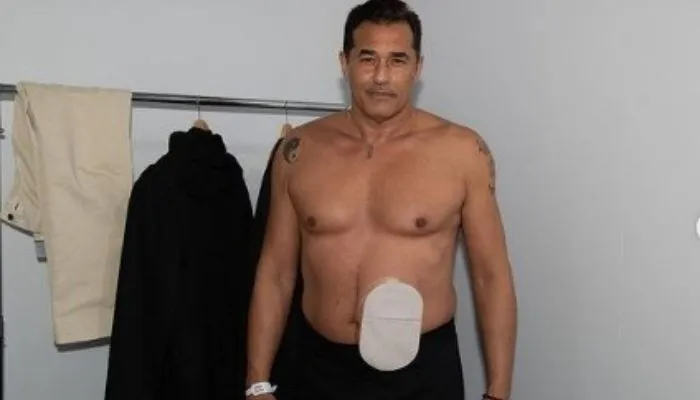 Imagem ilustrativa da imagem Luciano Szafir segue internado 16 dias após cirurgia para retirar colostomia
