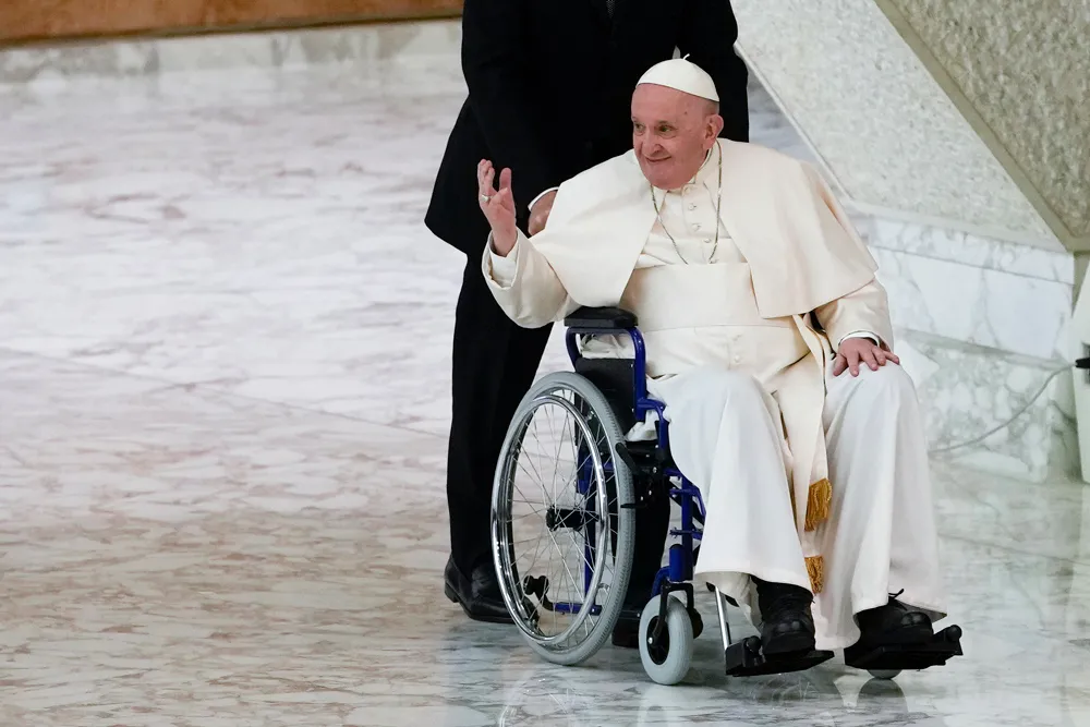 Imagem ilustrativa da imagem Saúde do Papa levanta onda de rumores sobre renúncia